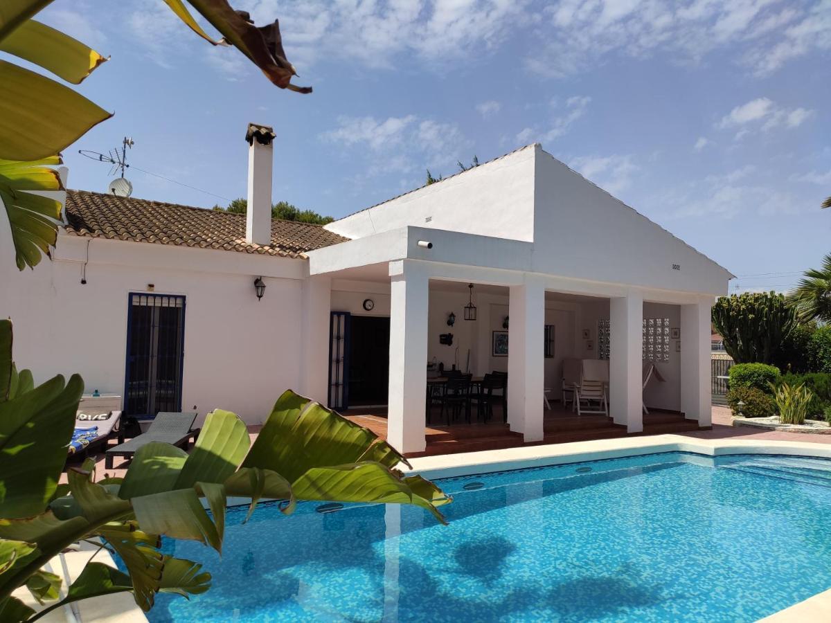 Villa With Private Pool, Bbq, Fitness Center & Sauna San Vicente Raspeig المظهر الخارجي الصورة